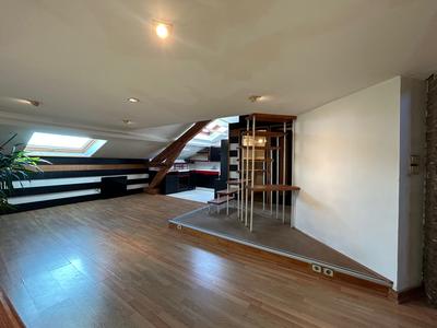 Appartement - 100 m² - 3 pièces