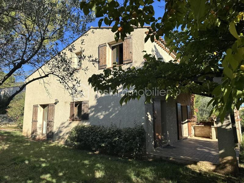 Maison traditionnelle - 155 m² - 7 pièces