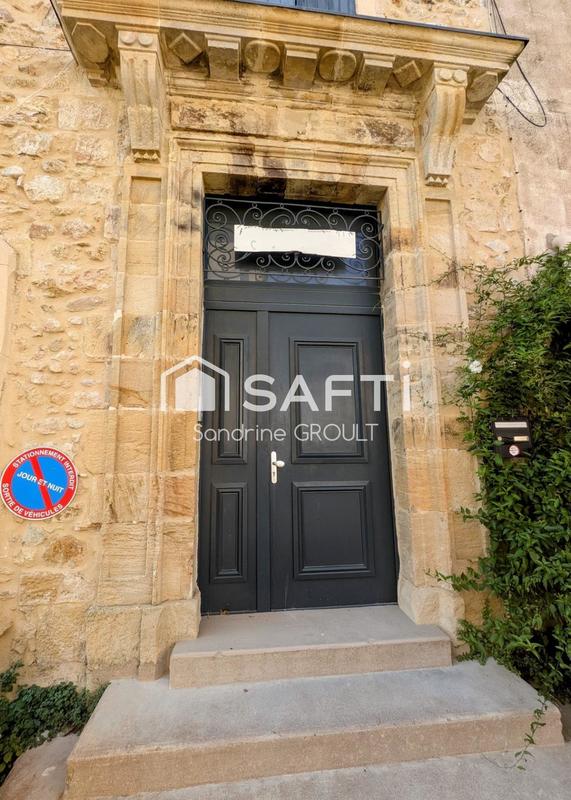 Maison - 250 m² - 10 pièces