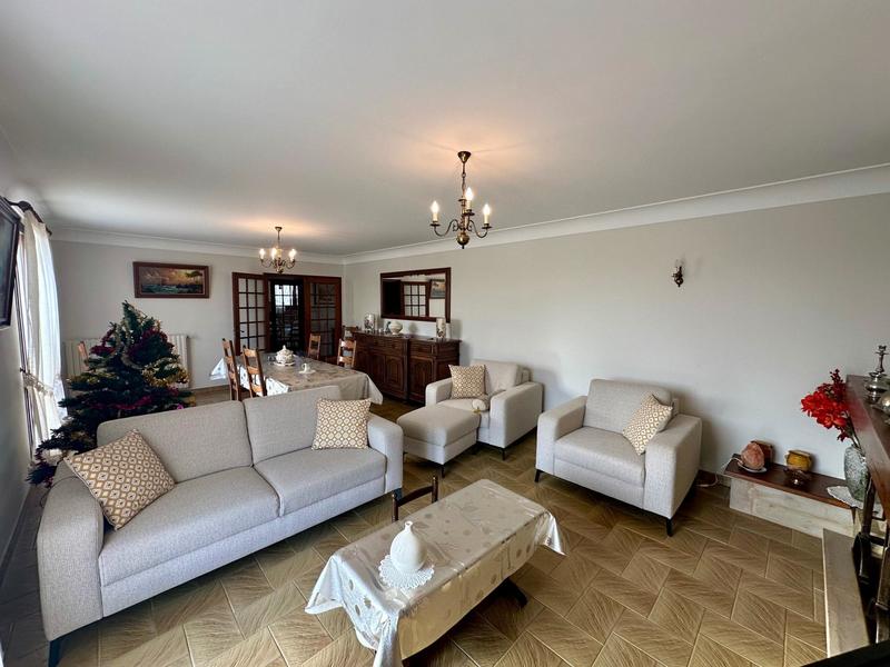 Maison - 123 m² - 5 pièces