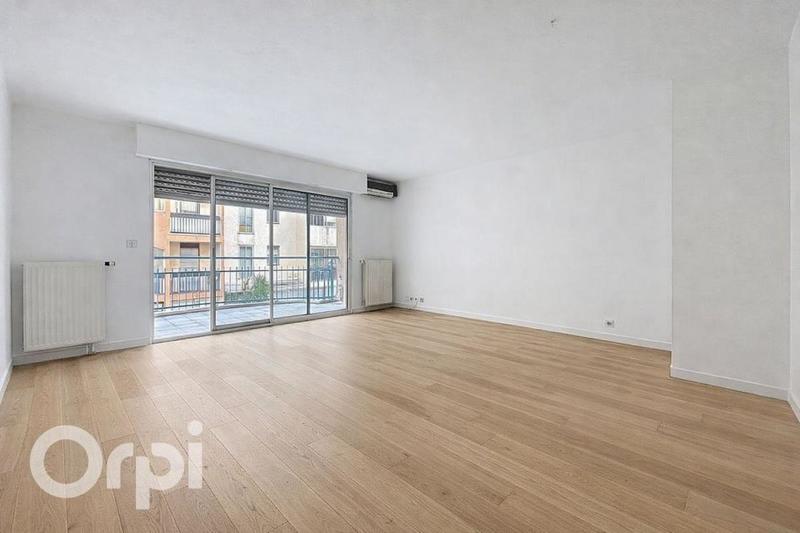 Appartement - 82 m² - 3 pièces