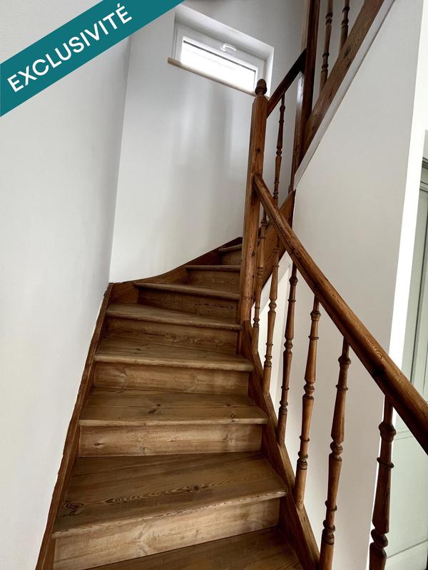 Maison - 90 m² - 5 pièces