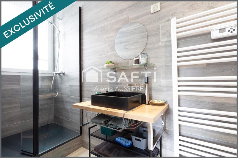 Maison - 384 m² - 12 pièces