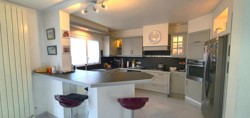 Pavillon - 160 m² - 6 pièces