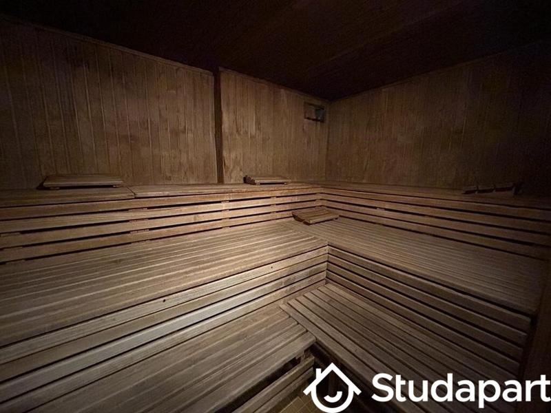 Chambre - 13 m² - 1 pièce