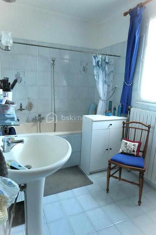 Maison traditionnelle - 169 m² - 6 pièces