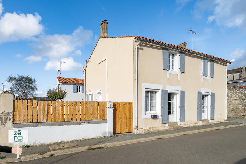 Maison - 120 m² - 5 pièces