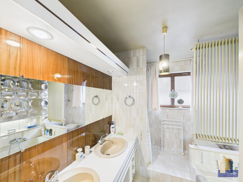 Maison traditionnelle - 123 m² - 5 pièces