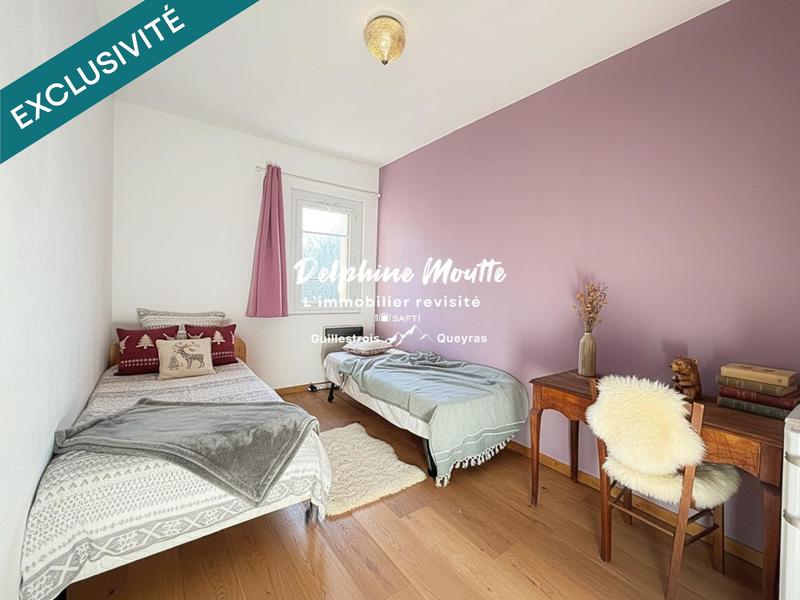 Maison - 196 m² - 5 pièces