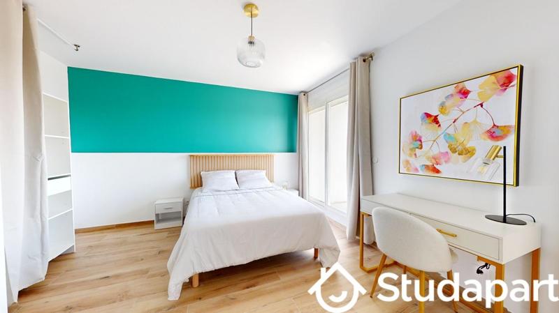 Chambre - 11 m² - 1 pièce