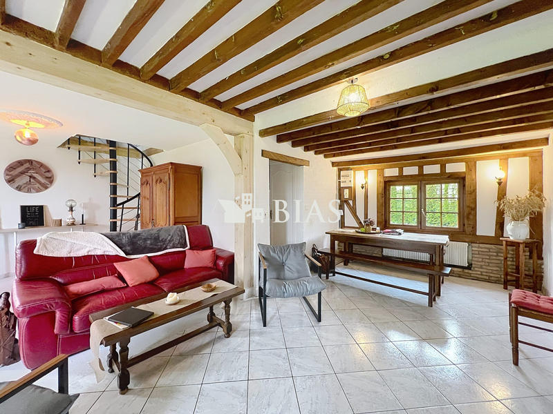 Maison - 108 m² - 4 pièces