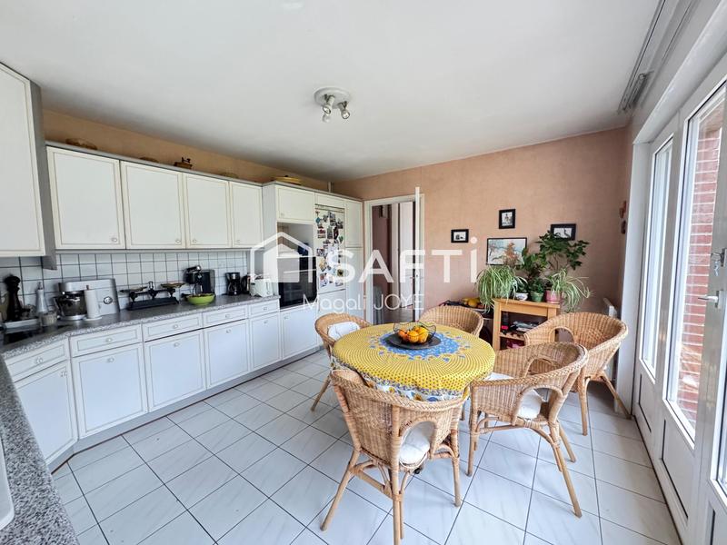 Maison de maîtres - 210 m² - 10 pièces