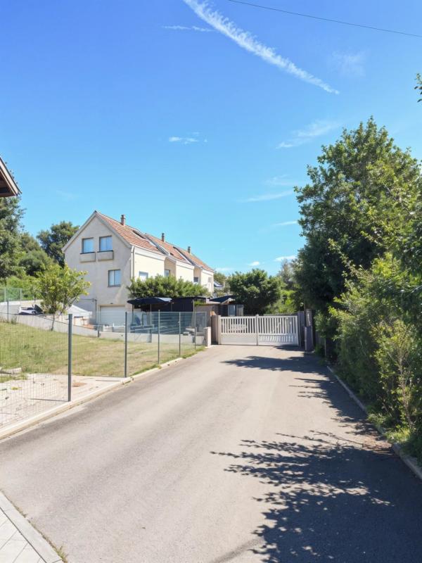 Maison - 77 m² - 4 pièces