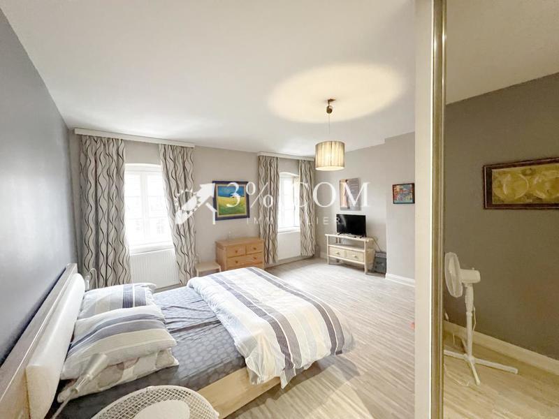 Propriété - 369 m² - 10 pièces