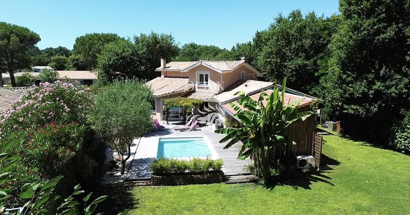 Villa - 185 m² - 6 pièces