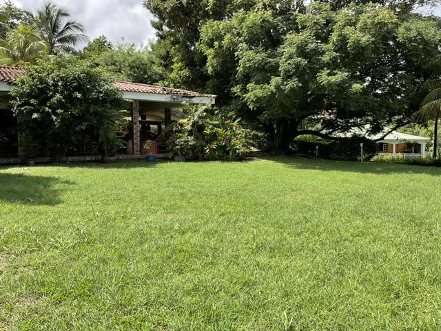 Villa - 280 m² - 4 pièces