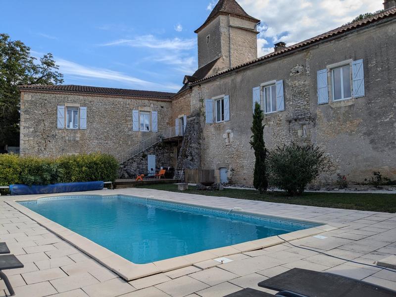Maison de maîtres - 263 m² - 11 pièces