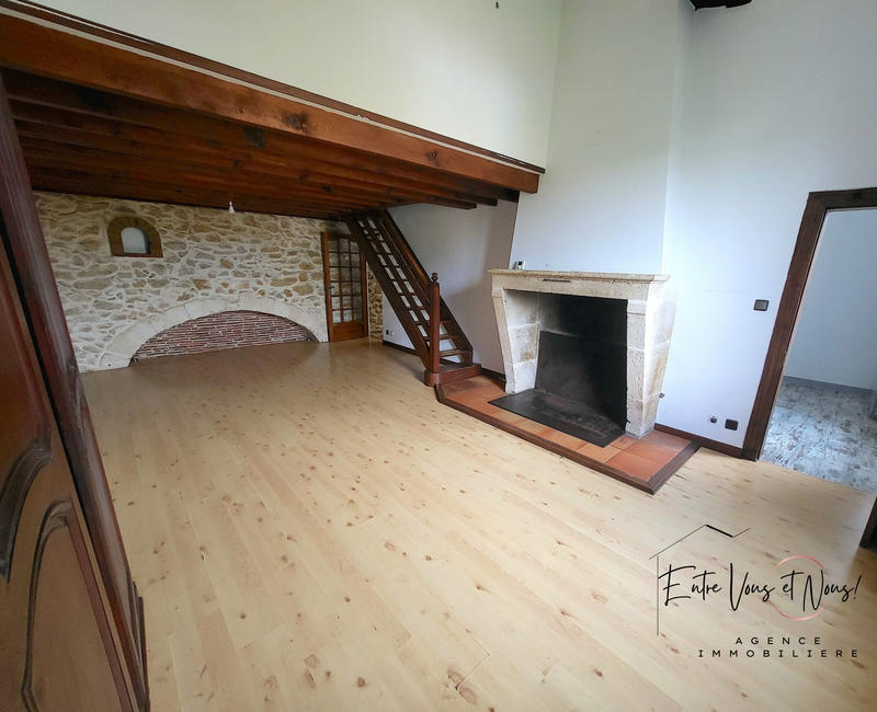 Maison - 336 m² - 8 pièces