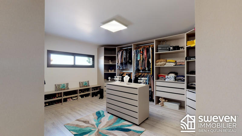 Villa - 250 m² - 7 pièces