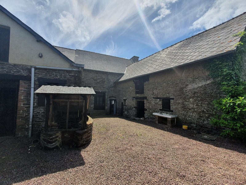 Maison - 160 m² - 7 pièces