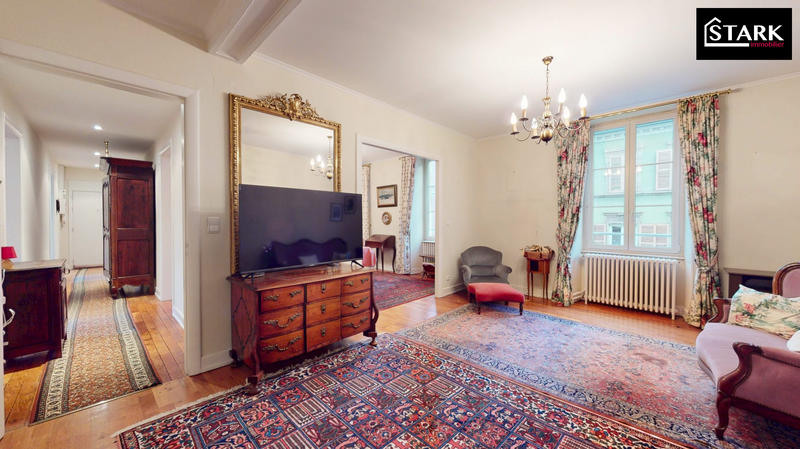 Appartement - 122 m² - 5 pièces