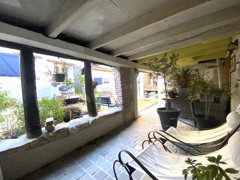 Maison ancienne - 180 m² - 9 pièces