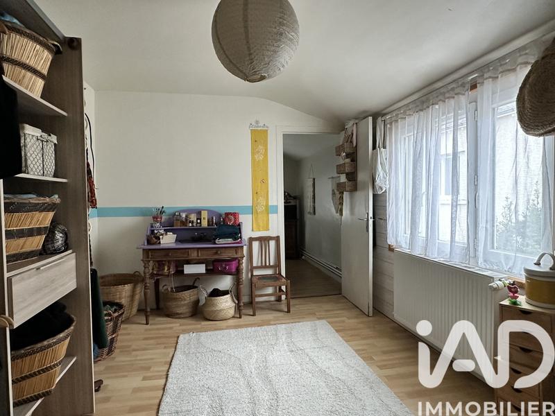 Maison - 200 m² - 5 pièces