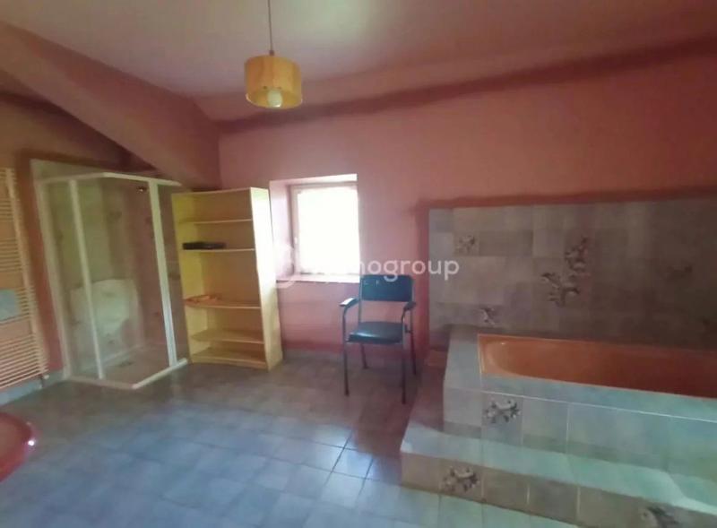 Maison - 177 m² - 5 pièces