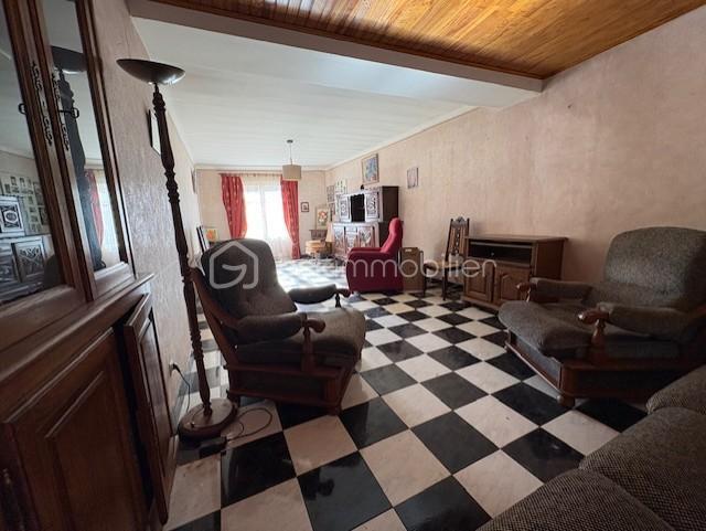 Maison de village - 86 m² - 6 pièces