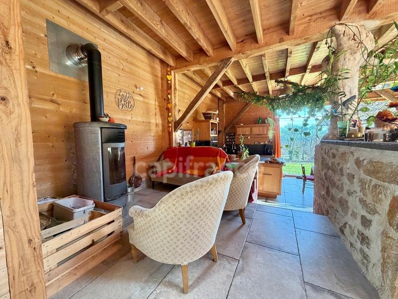 Maison en pierre - 220 m² - 8 pièces