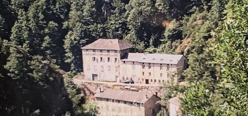 Immeuble - 900 m² - 5 pièces