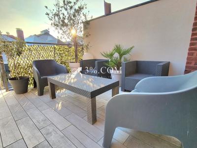 Loft - 144 m² - 5 pièces