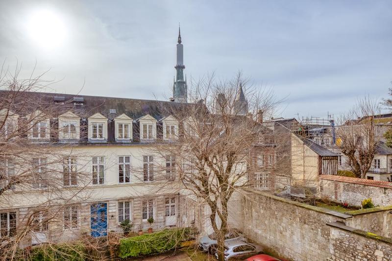 Appartement ancien - 116 m² - 5 pièces