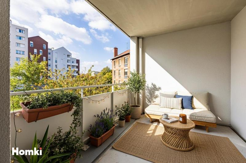 Appartement - 80 m² - 4 pièces