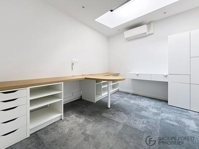 Bureau - 57 m²