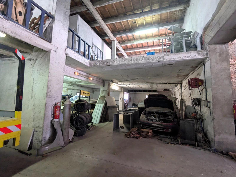 Immeuble - 3 200 m²