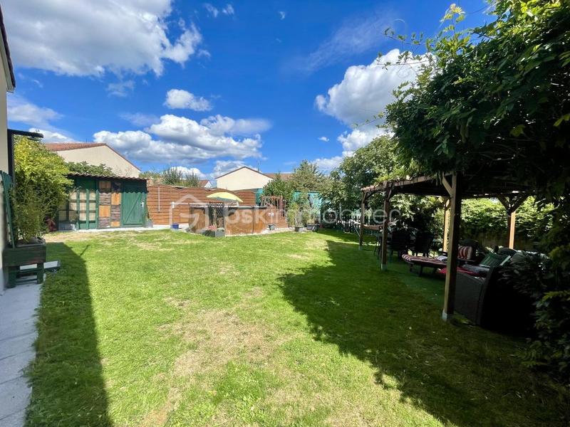 Pavillon - 110 m² - 5 pièces