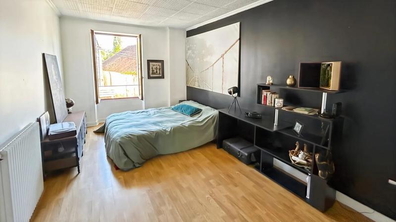 Maison - 92 m² - 3 pièces