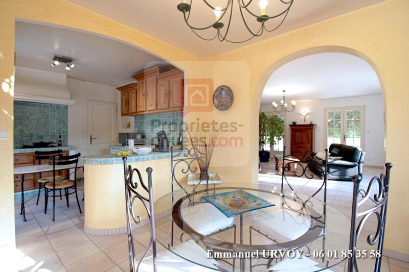 Maison - 135 m² - 6 pièces