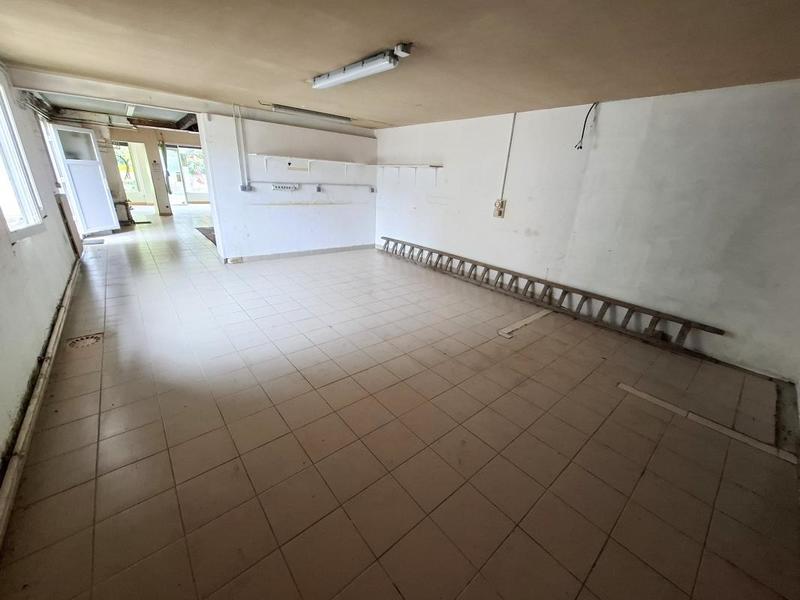 Immeuble - 239 m² - 6 pièces