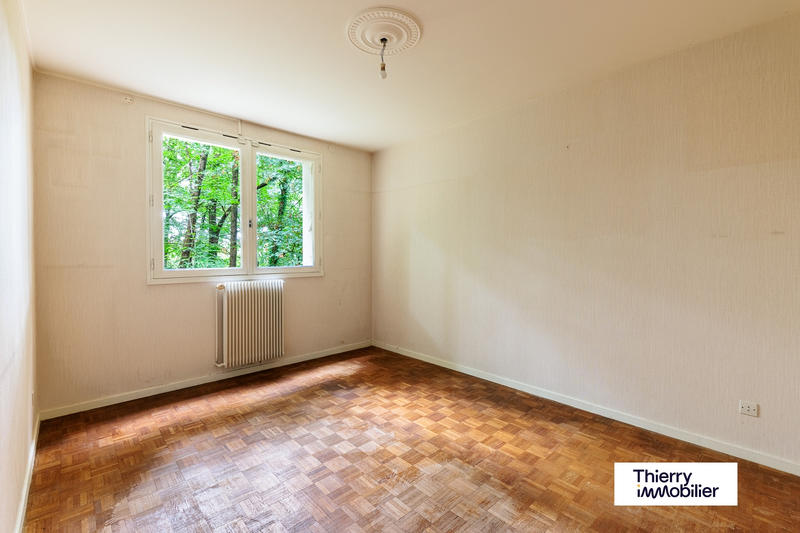 Appartement - 85 m² - 4 pièces