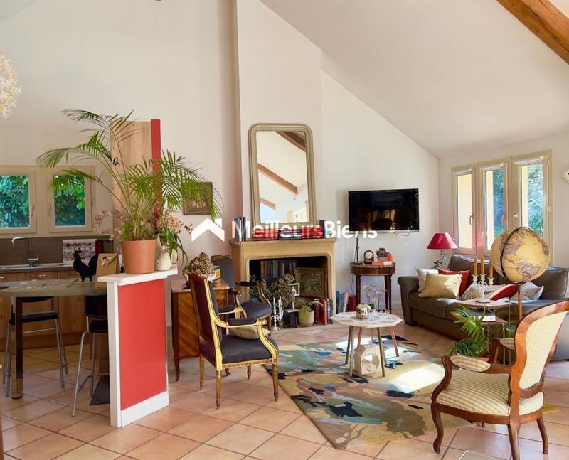 Villa - 216 m² - 7 pièces