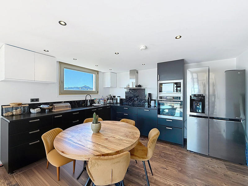 Appartement - 120 m² - 4 pièces