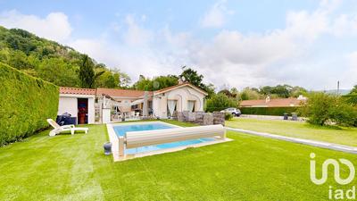 Maison - 120 m² - 4 pièces