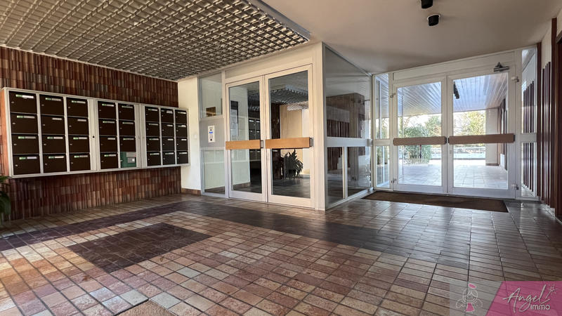 Appartement - 79 m² - 4 pièces