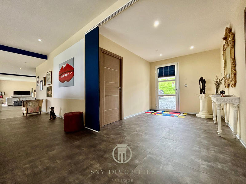 Villa - 200 m² - 7 pièces