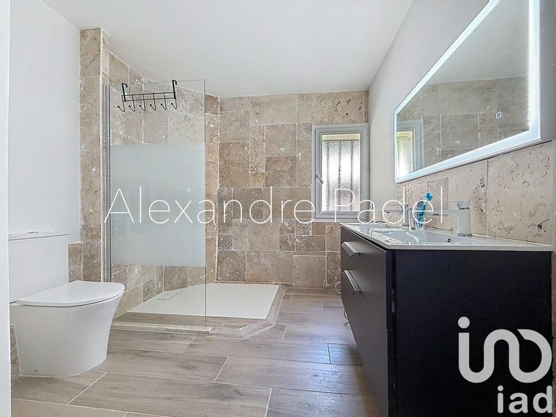 Maison - 270 m² - 10 pièces