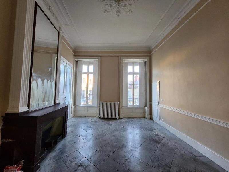 Bureau - 296 m² - 8 pièces