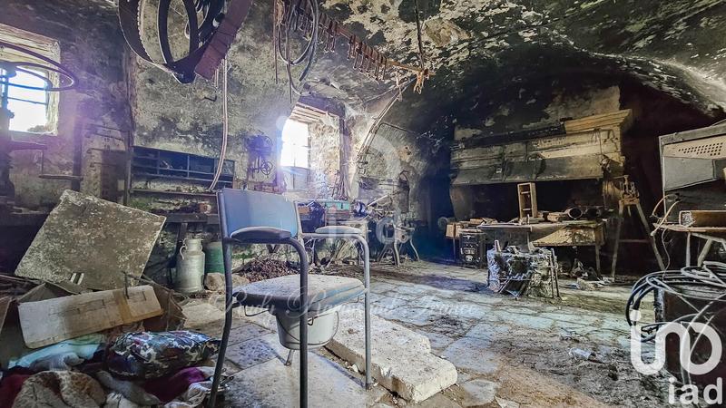 Château - 200 m² - 6 pièces