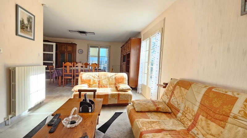 Maison - 102 m² - 5 pièces